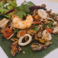 ผัดไทย หอยทอด นายยศ(ยกเลิก) คลอง 7