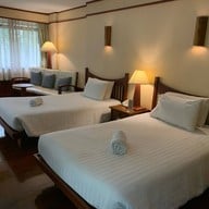 ทรัพย์ไพรวัลย์รีสอร์ท