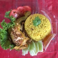 ลาบในฝัน แปดริ้ว