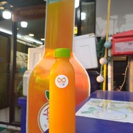 น้ำส้มคั้นสดโคราช(หน้า บุญวัฒนา หัวทะเล)