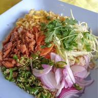 เฮียกวง ข้าวไก่อบ