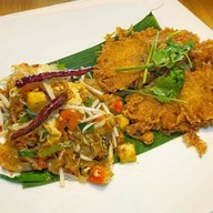 ผัดไทย หอยทอด นายยศ(ยกเลิก) คลอง 7