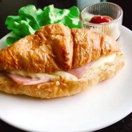 เมนูของร้าน Cafe's Students By.Kruduen  -