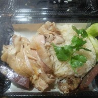 ครัวขาวผ่อง