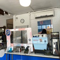 Blue Dye Cafe Sukhumvit 36