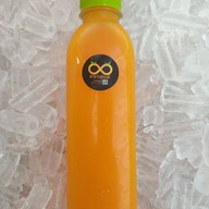 น้ำส้มคั้นสดโคราช(หน้า บุญวัฒนา หัวทะเล)