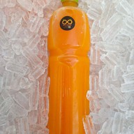 น้ำส้มคั้นสดโคราช(หน้า บุญวัฒนา หัวทะเล)