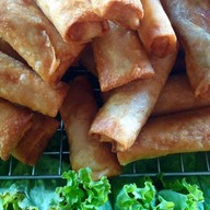 กุยช่ายเจ๊น้อง  บางปะอิน เจ้าเก่า ตลาดเลียบทางรถไฟ บางปะอิน เมืองใหม่