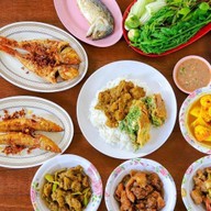 ข้าวแกงปักษ์ใต้ เมืองนครศรีธรรมราช