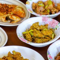 ข้าวแกงปักษ์ใต้ เมืองนครศรีธรรมราช