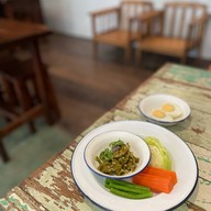 เฮือนคำหลวง - Hueankhamluang