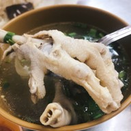 เมนูของร้าน เจ๊หงษ์ข้าวมันไก่ เวทีมวยอ้อมน้อย(ต้นตำรับ)