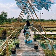 ก๋วยเตี๋ยวห้อยขากาแฟสดบ้านสวนมะลิ