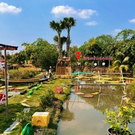 ก๋วยเตี๋ยวห้อยขากาแฟสดบ้านสวนมะลิ