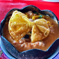 ก๋วยเตี๋ยวห้อยขากาแฟสดบ้านสวนมะลิ