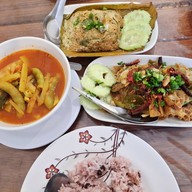 แสนพัน ซอยสวายเรียง