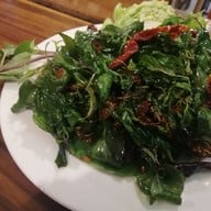 เล็กข้าวต้ม