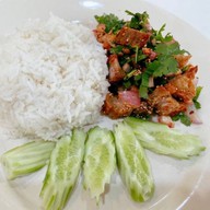 ครัวแม่ย่า (ข้าว บะหมี่ หมูกระทะ)