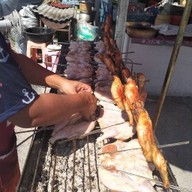 เจ้นุ้ย ไก่ย่างวิเชียรบุรี