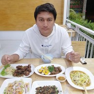 ข้าวต้ม 1 บาท กลางเวียงเจ๊เยาว์ หนองป่าครั่ง