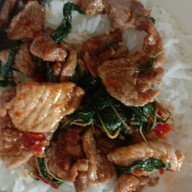 ข้าวหมกไก่ ตลาดกุนธร