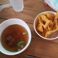 เมนูของร้าน ก๋วยเตี๋ยวสุโขทัยหม้อดิน -