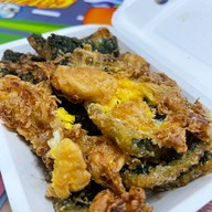 เมนูของร้าน กุยช่ายเวเฟอร์ เอ็นยูสแควร์ มน.