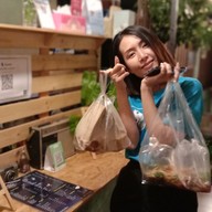 เย็นเจ๋อ โฮม คาเฟ่