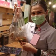 เย็นเจ๋อ โฮม คาเฟ่