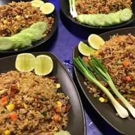 บ้านเพลงพิณ สกลนคร