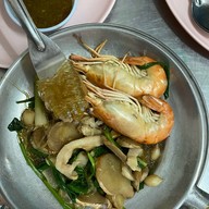กุ้งอบวุ้นเส้น ดาวคะนอง