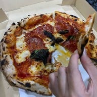 Pizzeria Mazzie Ekkmai
