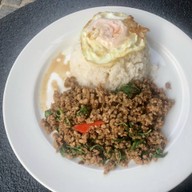 Sukjai Food&Fix Ana Anan Hoetl&Resort