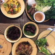 เมนูของร้าน ร้านแสนแซ่บสุขุมวิท 101 สุขุมวิท101