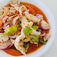 ข้าวหมูแดง หน้าบ้าน