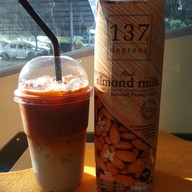 Madam Coffee เกษตรนวมินทร์ ตอมอ.243