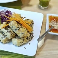 Salada Organic Kitchen บี ดี เอ็ม เอส เวลเนสเซ็นเตอร์ ปาร์คนายเลิศ