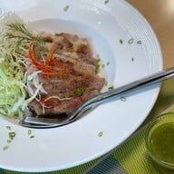 Salada Organic Kitchen บี ดี เอ็ม เอส เวลเนสเซ็นเตอร์ ปาร์คนายเลิศ