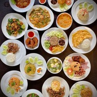 Car Bath & Seed Café ซีดคาเฟ่ เสนา12