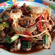 ข้าวหมูแดงหมูกรอบ