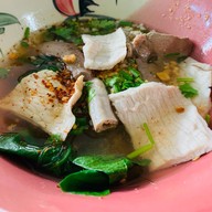 ก๋วยเตี๋ยวตำลึงชาววัง ก๋วยเตี๋ยวลูกชิ้นปลา(ลูกชิ้นปลาไม่ได้ทำเอง)