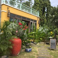 Mai Saigon Restaurant & Bar