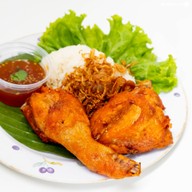 เมนูของร้าน อาบีไก่ทอดหาดใหญ่