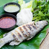 เมนูของร้าน พี่แดงปลาเผา
