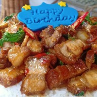 ป้าต้อม&เรสเตอรองท์ ป้าต้อม อาหารตามสั่ง