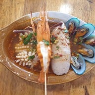 เมนูของร้าน อิคเลช เตี๋ยวยักษ์ ประชาอุทิศ