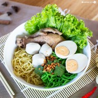 เมนูของร้าน ก๋วยเตี๋ยวจัมโบ้ & ชาบัง