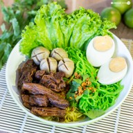 เมนูของร้าน ก๋วยเตี๋ยวจัมโบ้ & ชาบัง