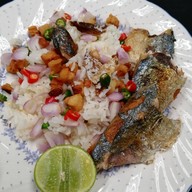 Nhomnong หนมนง