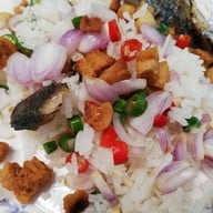 Nhomnong หนมนง